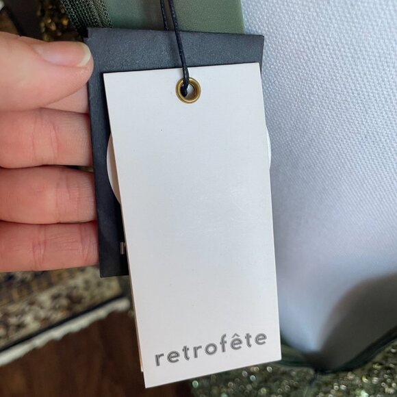 NWT Retrofête Green Long Sleeve Sequin Dress With Plunging Neckline Size L - Picture 14 of 15